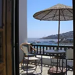 Apartman Flora Manos