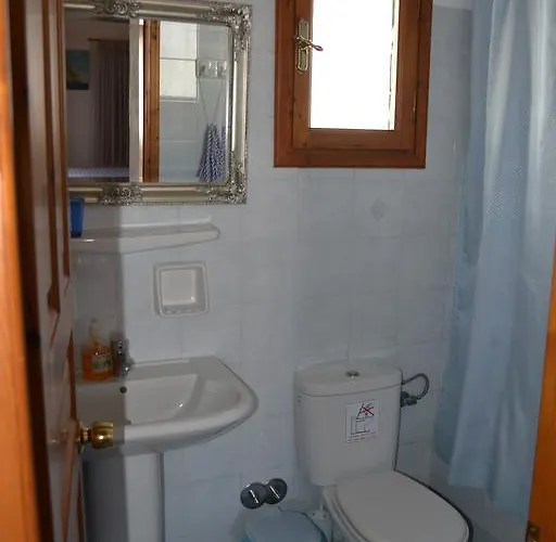 Apartament Flora Manos *