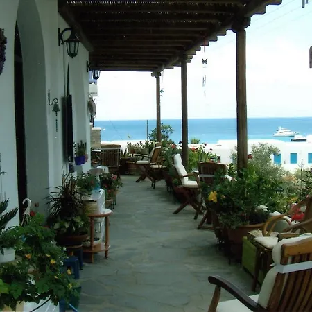 Flora Manos Apartamento *